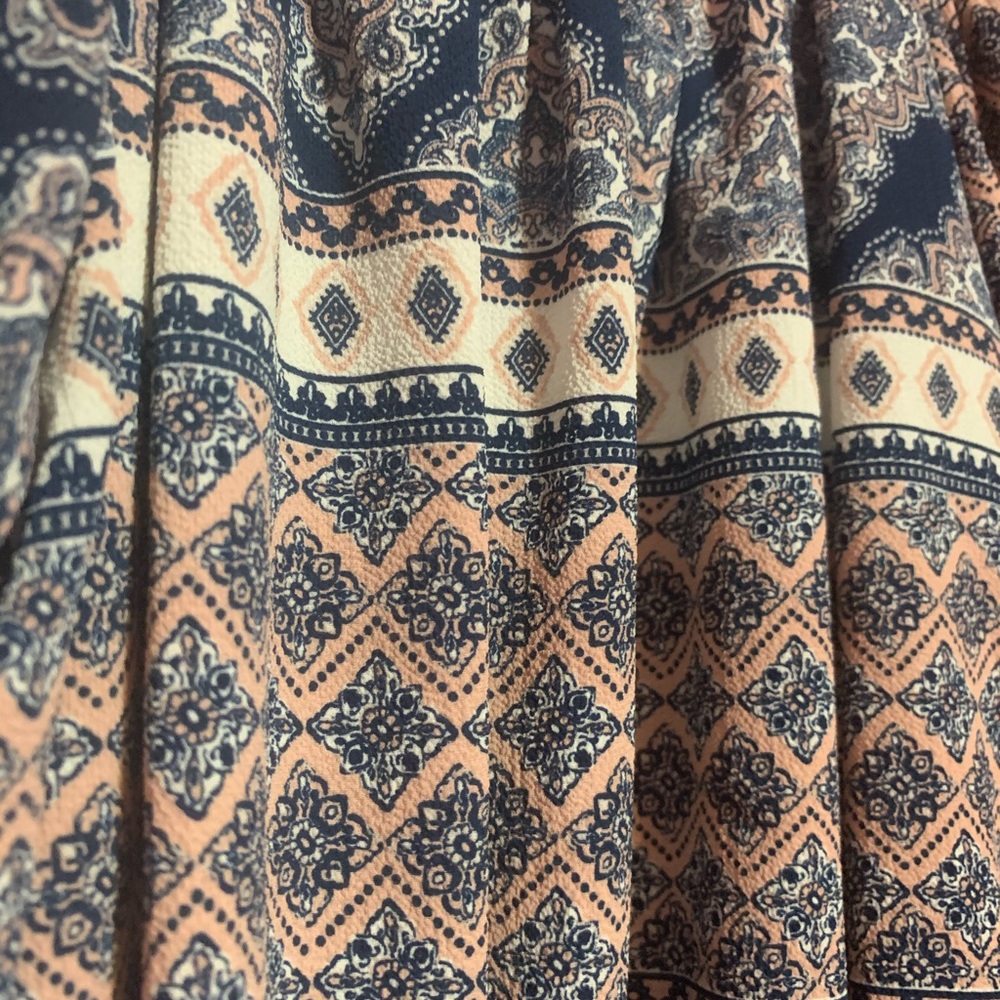 Off shoulder blouse - Picture 3 of 3